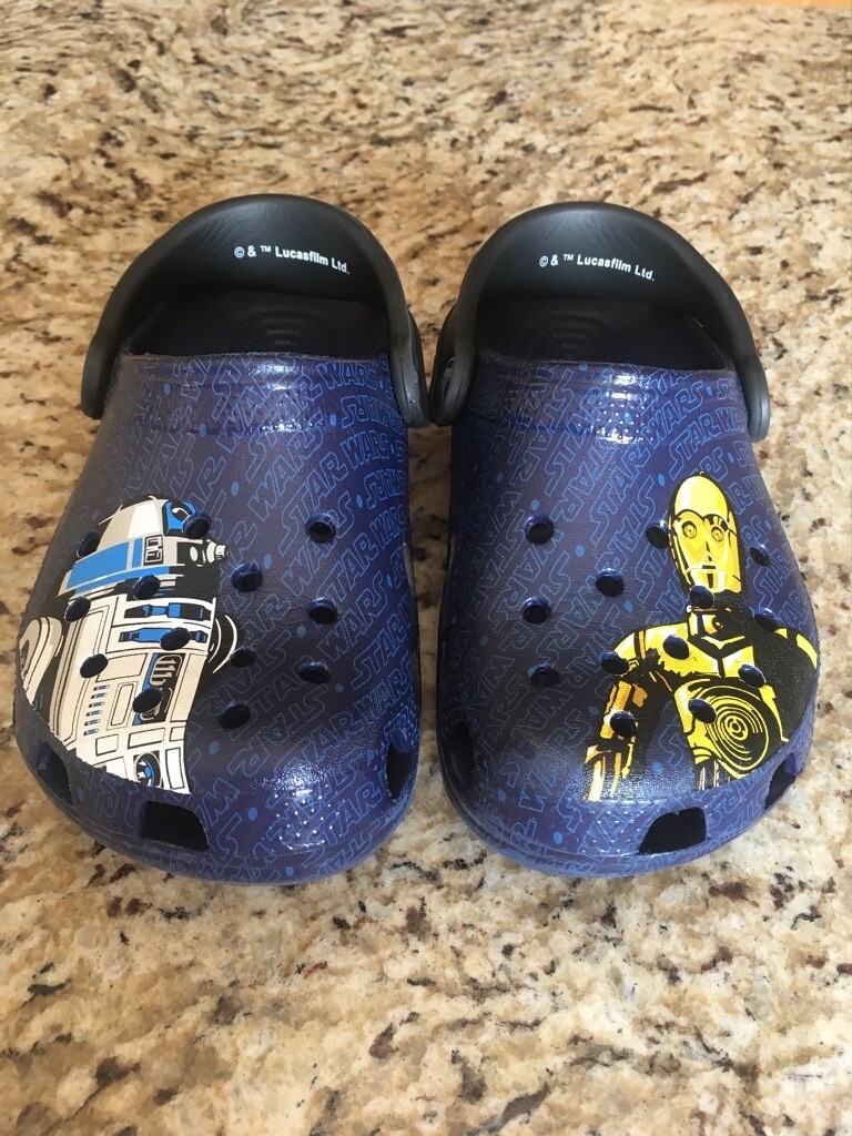 boy crocs size 13